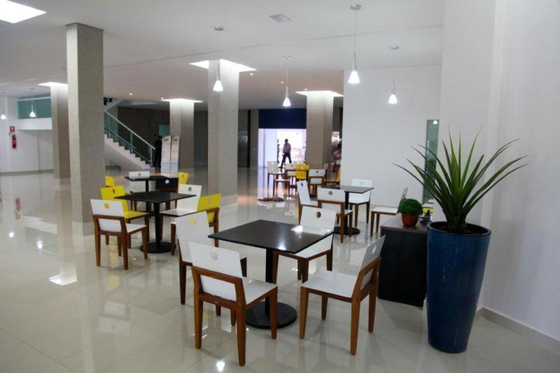 Hotel Riviera Park - Apto Luxo - Piscinas 24horas 4*