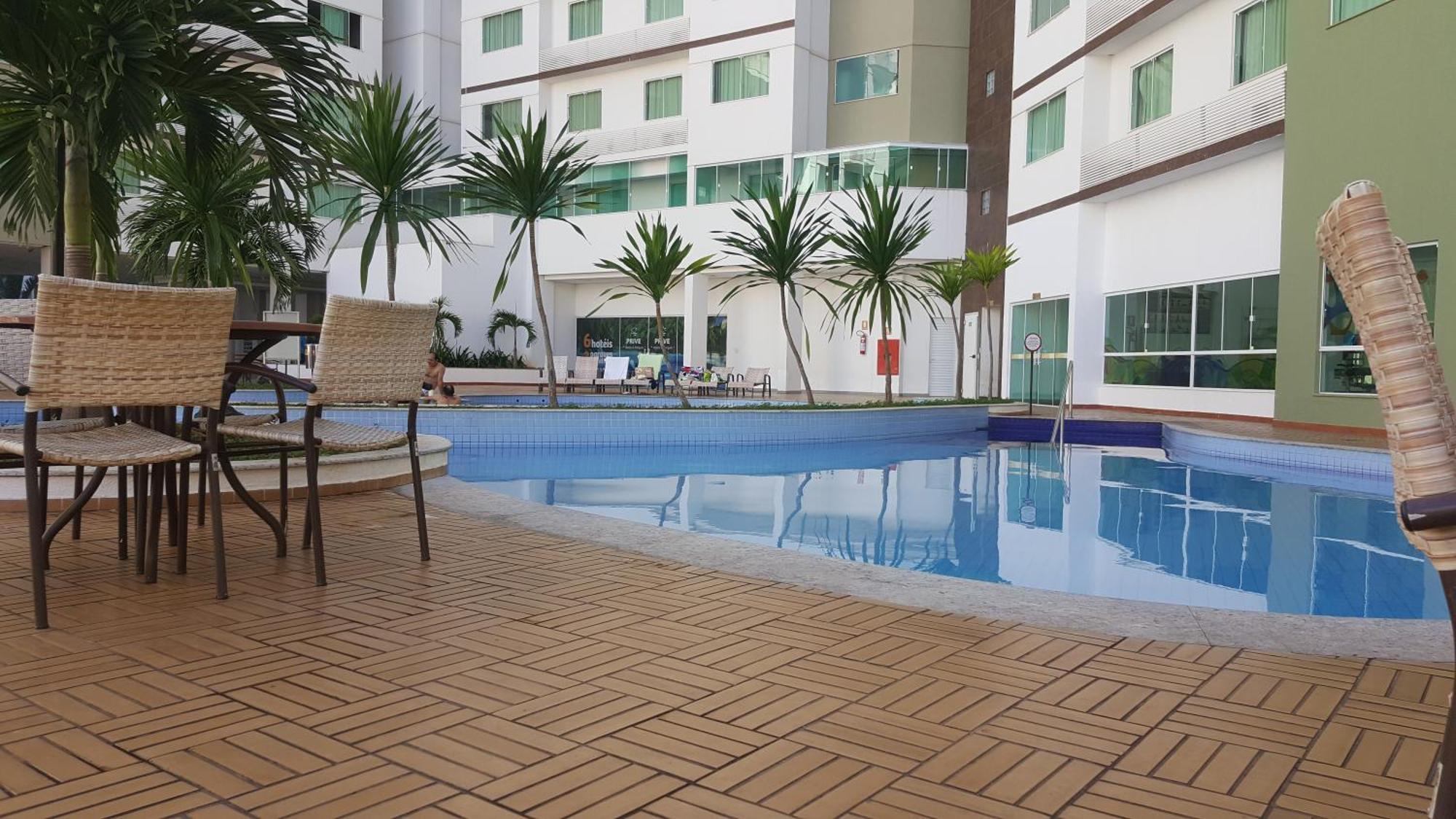 Riviera Park - Apto Luxo - Piscinas 24horas Hotel