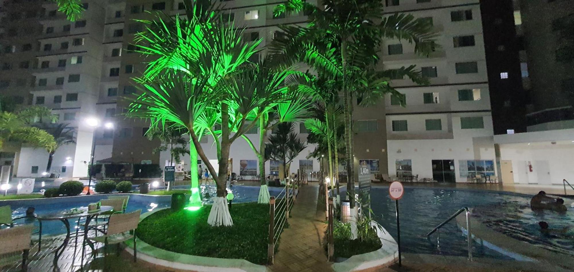 Riviera Park - Apto Luxo - Piscinas 24horas Hotel Caldas Novas